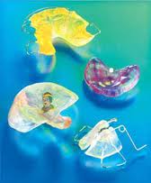 Aparatele dentare mobile: avantaje și dezavantaje